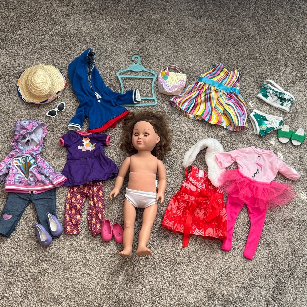My life doll with brown curly hair brown eyes & 6 outfit set with accessories